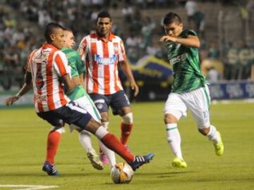 Deportivo Cali llegó al tercer lugar de la tabla de clasificación con 17 puntos. Junior quedó relegado en la decimotercera casilla con 10 unidades.