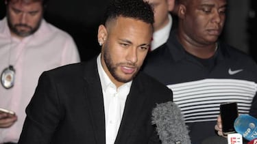 La operación salida de Neymar del PSG empezó en febrero
