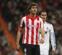 Y en verano aterrizará Kun, Llorente o Rooney