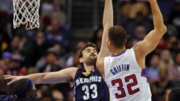 Marc Gasol defiende a Blake Griffin en el partido del Staples.