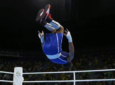Cuban pummels Mayweather protégé to take gold