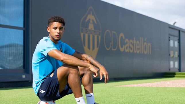 Douglas y Chirino marcan el futuro del Castellón