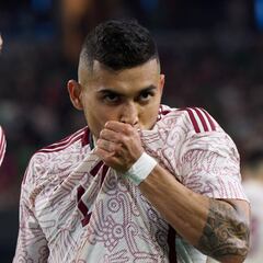 México estrena era del Vasco con gol tempranero de Orbelín Pineda