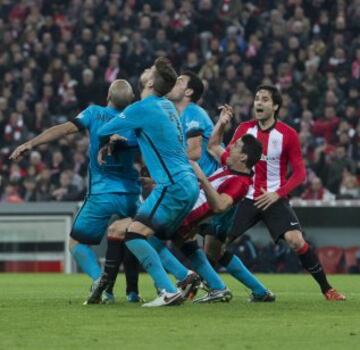 Mascherano, Piqué, Sergio Busquets, Aduriz y Etxeita.