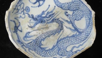 Arqueólogos descubren un barco hundido con un enorme tesoro: uno de los mayores cargamentos de porcelana de hace 750 años