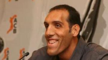 <b>DIEZ TEMPORADAS. </b> El jugador barcelonista durante diez temporadas logró numerosos éxitos, entre ellos la única Euroliga de la historia de la entidad y seis títulos de la Liga ACB.