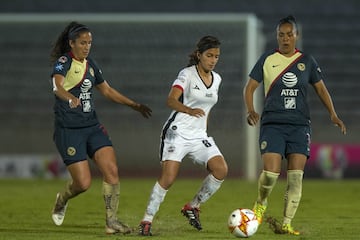 La estrella de Léon se lució con un golazo en el partido que su equipo disputó contra Toluca. La delantera poblana logró hacer que su club conquistara un importante empate en el infierno.