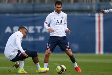 Kylian Mbappé y Messi. 