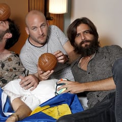 Rafa Val, Viva Suecia: "Mi padre me quería futbolista, pero se cruzó una guitarra y..."