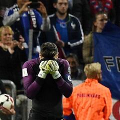 Suecia gana tras una pifia de Lloris en el minuto 94