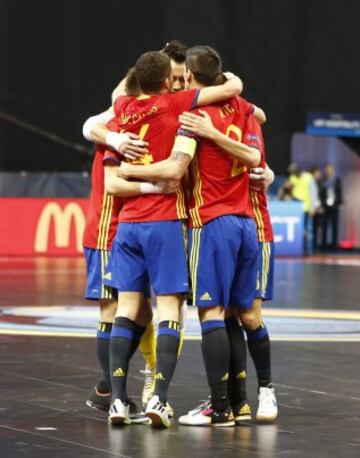  Celebración de España..