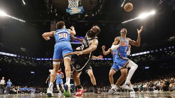 NEW YORK, NEW YORK - JANUARY 13: James Harden #13 of the Brooklyn Nets falls against Jeremiah Robinson-Earl #50 of the Oklahoma City Thunder during their game at Barclays Center on January 13, 2022 in New York City. NOTE TO USER: User expressly acknowledges and agrees that, by downloading and or using this photograph, User is consenting to the terms and conditions of the Getty Images License Agreement. Al Bello/Getty Images/AFP
== FOR NEWSPAPERS, INTERNET, TELCOS & TELEVISION USE ONLY ==