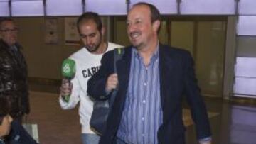 Rafa Benítez aterrizó ayer en la Terminal 1 del Adolfo Suárez-Barajas.