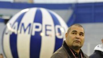 El ex portero paraguayo Jos谷 Luis Chilavert
