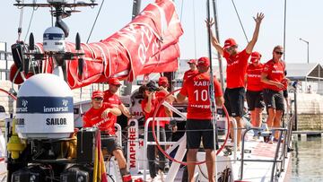 El 'Mapfre' deja su ataque en el puerto de Lisboa