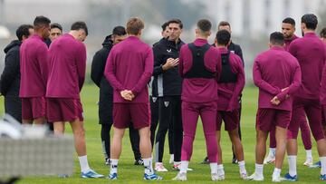 Entrenamiento del Sevilla.