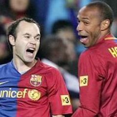 El homenaje de Henry a Iniesta: "Le das el balón y es Superman"