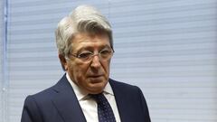 Cerezo: '¿Renovar a Torres? Estamos intentando traer a Messi'