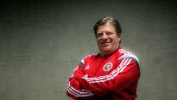 Miguel Herrera se har&aacute; cargo de Xolos a partir de enero.