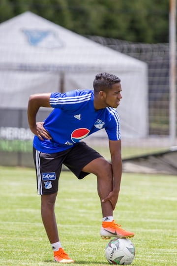 Los dirigidos por Jorge Luis Pinto realizaron su último entrenamiento en Bogotá pensando en el clásico contra Nacional.