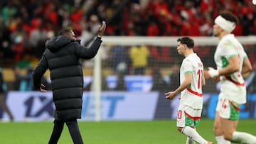 Soccer Football - CAF Africa Cup of Nations - Morocco 2025 - Final - Senegal v Morocco - Prince Moulay Abdellah Stadium, Rabat, Morocco - January 18, 2026 Senegal coach Pape Thiaw calls for his players to leave the pitch after a penalty is awarded to Morocco REUTERS/Amr Abdallah Dalsh