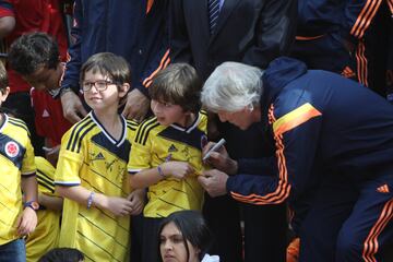 José Pékerman, antes de viajar a Cardales, Argentina, para preparar el Mundial de Brasil.