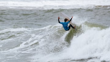 RIBEIRA D'ILHAS, ERICEIRA, PORTUGAL - OCTOBER 5: Adur Amatriain of the Basque Country surfs in Heat 3 of the Quarterfinals at the EDP Ericeira Pro on October 5, 2025 at Ribeira D'Ilhas, Ericeira, Portugal. (Photo by Damien Poullenot/World Surf League)