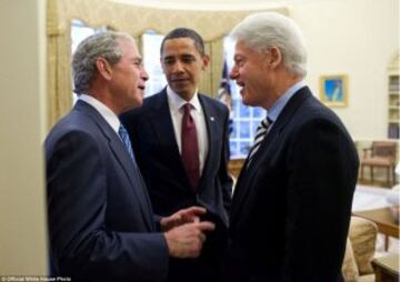 ? Official White House Photo by Pete Souza
https://www.flickr.com/photos/whitehouse/