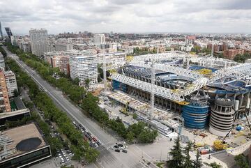 Obras del Santiago Bernabéu: la cubierta empieza a coger forma