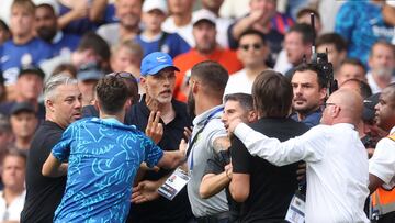 Thomas Tuchel, ante Conte en Stamford Bridge.