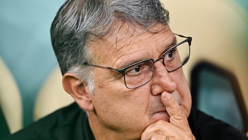 Gerardo Martino head coach of Mexico during the game Saudi Arabia vs Mexican National Team (Mexico), Corresponding to Group C of the FIFA World Cup Qatar 2022, at Lusail Stadium, Lusail, Doha, on November 30, 2022.
<br><br>
Gerardo Martino Director Tecnico de Mexico durante el partido Arabia Saudi vs Seleccion Nacional Mexicana (Mexico), correspondiente al Grupo C de la Copa Mundial de la FIFA Qatar 2022, en el Estadio Lusail, Lusail, Doha, el 30 de noviembre de 2022.