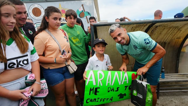 Convocatoria del Racing: 4 bajas para recibir al Almería