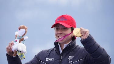 La esquiadora madrileña Audrey Pascual, de 21 años, ha logrado este lunes la medalla de oro en supergigante, en la tercera jornada de competición de los Juegos Paralímpicos de Milán Cortina.
