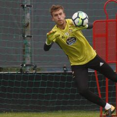 Rubén Blanco se acerca a San Mamés