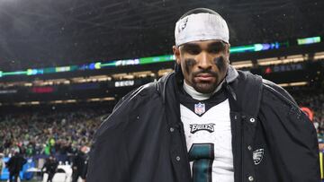 SEATTLE, WASHINGTON - DECEMBER 18: Jalen Hurts #1 of the Philadelphia Eagles walks off the field after the game against the Seattle Seahawks at Lumen Field on December 18, 2023 in Seattle, Washington. Steph Chambers/Getty Images/AFP (Photo by Steph Chambers / GETTY IMAGES NORTH AMERICA / Getty Images via AFP)