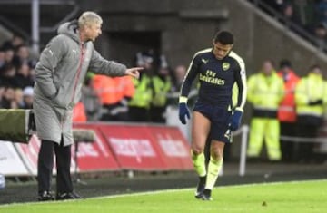 Alexis Sánchez brilló en la goleada de Arsenal. 