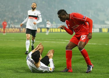 Balotelli, uno de los chicos malos de la Premier League, tenía una cláusula de 'buena conducta' cuando se unió al Liverpool para asegurarse de que no se saldría de madre.