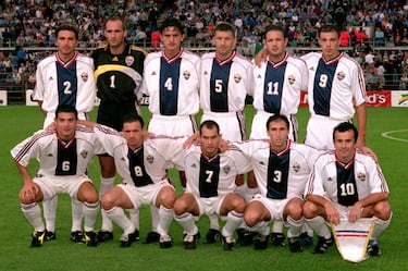 Fue dos veces semifinalista de un Mundial y dos veces subampeón de la Eurocopa. Como no podía ser de otra manera, tras las guerras que condenaron a la desaparición del país, se extinguió su selección. Si existiese a día de hoy, se les podría sumar a la espectacular convocatoria de Croacia jugadores como Oblak, Ilicic, Tadic…
