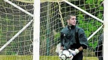 <b>EL MURO DEL LÍDER. </b>Rubén tiene a la vista un domingo de mucho trabajo ante los cracks del Betis.