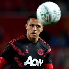 Mourinho ironiza con ausencia de Alexis : "La gente lo pedía"