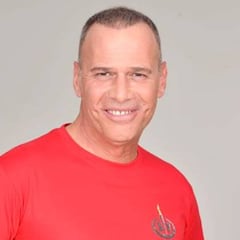 Carlos Lozano sufre un accidente de moto que le lleva a urgencias