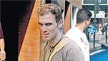 <b>VISITA. </b>Valverde se acercó a ver a sus compañeros en Murcia.