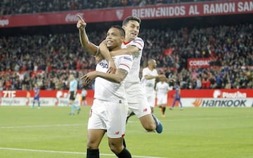 Luis Muriel celebrates.