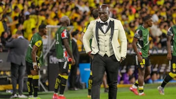 Segundo Castillo, el DT con los mejores outfits de América