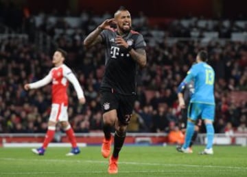 El show de Vidal en la goleada del Bayern sobre Arsenal