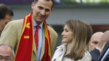 La Familia Real estará presente en la final de la Eurocopa en Kiev si España se clasifica.