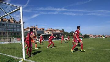 El CD Praviano derrotó al CD Llanes (1-2) gracias a un gol de penalti de Cayarga en la prolongación del partido que les enfrentó en el campo de fútbol de San José, correspondiente a la Jornada 2 en el Grupo 2 de Tercera