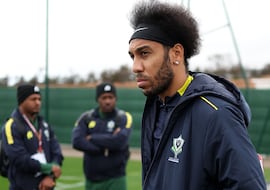 Lío en Gabón: el gobierno fulmina a Aubameyang