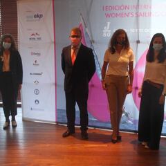 Natalia Vía-Dufresne encabezará la flota de primera regata femenina de Getxo