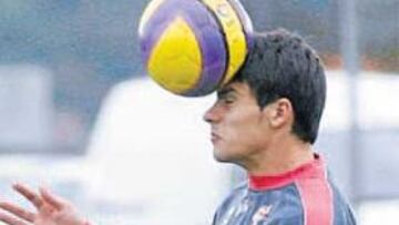 <b>SU OCASIÓN. </b>Canella podría jugar contra el Alavés mañana.